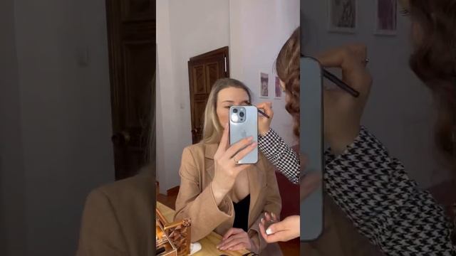 ВАЖНО ?✔️сделать все черты лица чуть ярче ✔️пройтись по линии роста волос смотреть онлайн