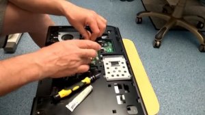 Замена процессора на ноутбуке  Lenovo IdeaPad G700 Intel Core i5 3320M