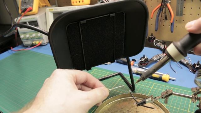 Budget Solder Fume Extractor | ESSENTIAL Electronics Equipment смотреть онлайн