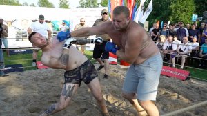 ВДВ против Огромного Качка !!! Армейские Бои ВМФ!!!