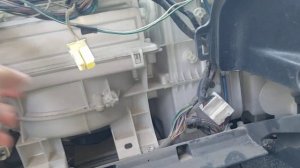 Toyota Probox начинаем химчистку