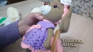 Как связать крючком ушки мордочку и хвост собачке//