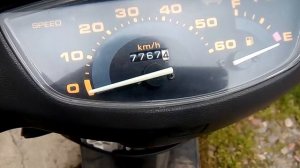 Какой расход топлива y Honda dio 27 , 50cc ?