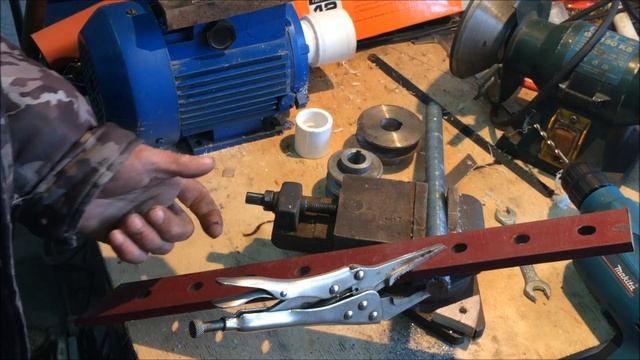 Шпон-паз под шкив и вал!!!Одним сверлом!!!От Стального Жука смотреть онлайн