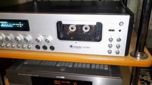 маяк 232. кассетная дека. цвет серебро. индикатор с пиковыми перегрузками.