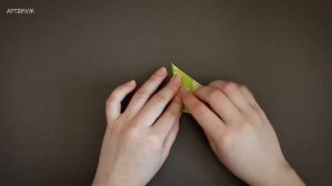 Крутящаяся ёлочка: оригами игрушка ✦ Как сделать простую ёлочку из бумаги без клея на Новый Год