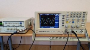 Конденсатор в цепи переменного тока. Емкостное сопротивление.