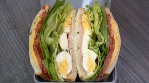 Корейский сэндвич с яйцом и ветчиной