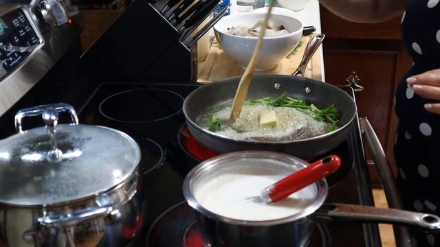 Фетучини с жареными креветками под сливочно-чесночном соусе. Обалденный и быстрый рецепт! смотреть онлайн