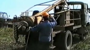Бурильно крановая буро крановая машина