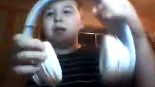 Распаковка 2 наушников и сникерса сни не усни смотреть онлайн