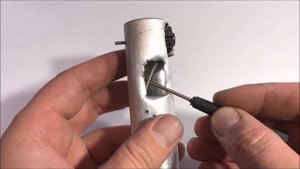 How to Make a Mini Dremel Tool. Как сделать мини болгарку