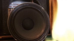 Тест гитарного динамика динамика CELESTION G12T-75 16 Ом 75w (Англия)