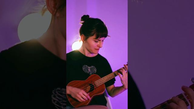 5 ФАКТОВ ПРО УКУЛЕЛЕ, НО ТОЛЬКО 3 ИЗ НИХ ПРАВДА: смотреть онлайн