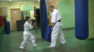 УРОКИ Каратэ Киокушинкай - Удар Лоу Кик ( low kick ) урок № 13