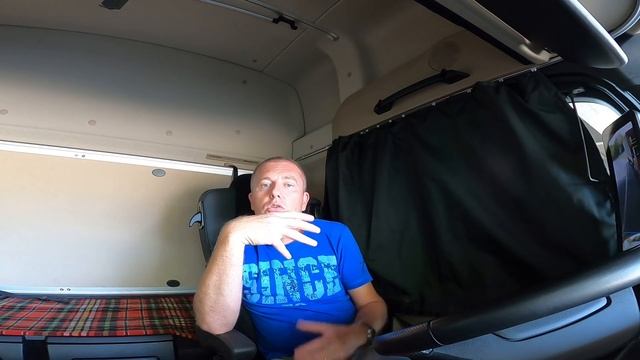 ГЛАВНОЕ ОТЛИЧИЕ КАМЕР МЕРСЕДЕСА ОТ ОБЫЧНЫХ ЗЕРКАЛ !!! смотреть онлайн