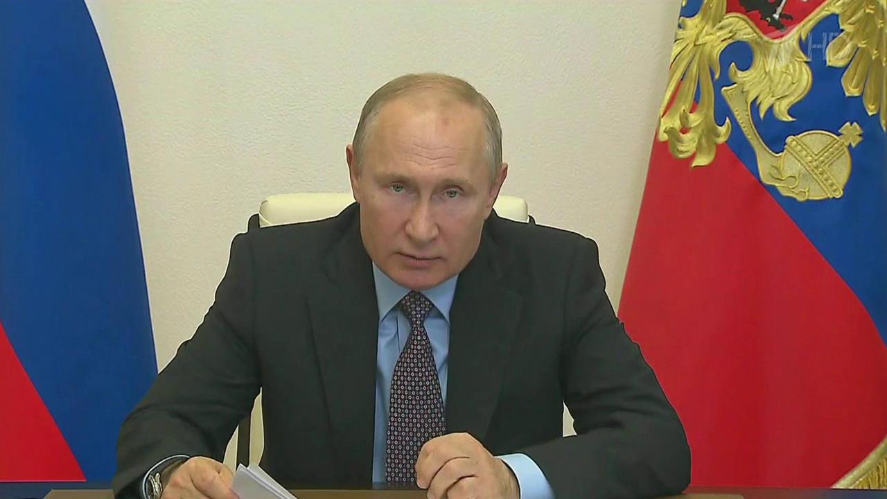 Владимир Путин заслушал доклад главы МЧС о ходе ра...по ликвидации последствий аварии под Норильском