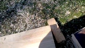 размечаем на брусе запил в теплый угол