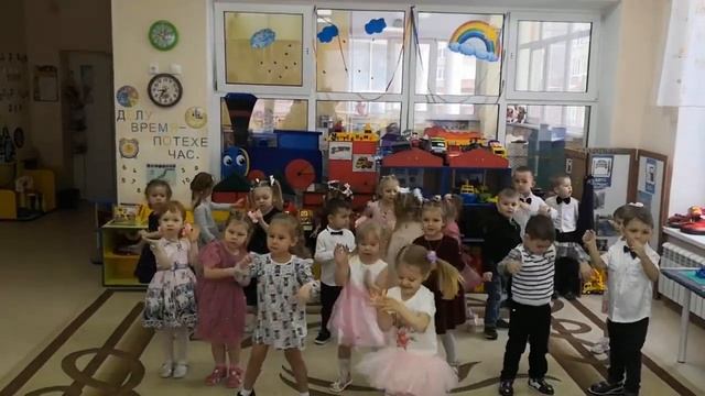 Видео поздравление ко "Дню Матери" вторая младшая группа смотреть онлайн