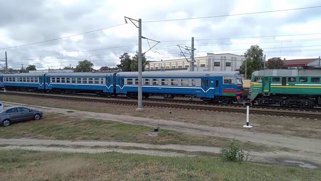 Тепловоз М62-1559 на ст. Гомель-Чётный-Сортировочный / M62-1559 at Gomel-Cotny station. смотреть онлайн