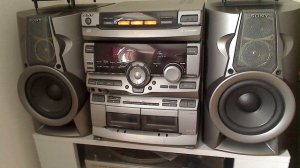 Музыкальный центр Sony MHC-GR7