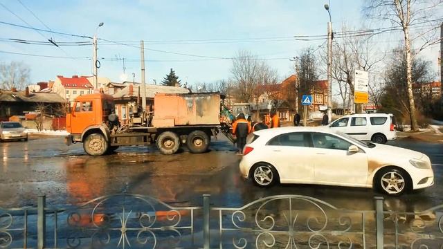 2016.03.10 - Иваново - Дорожные рабочие ремонтируют дороги смотреть онлайн