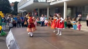 Праздник детского танца в Сестрорецке. Танец "Детская кадриль"