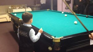 Маленький бильярдист супер)))