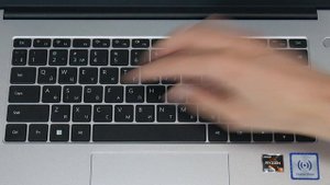Обзор хорошего ноутбука для работы и учебы Huawei MateBook D 15 — такую веб-камеру нужно запретить!