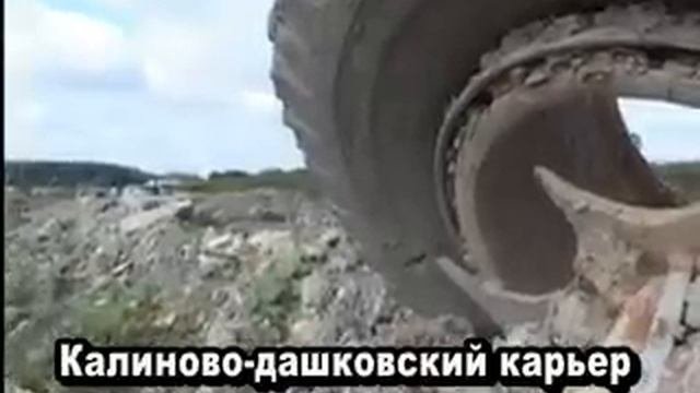 Уголовники собрали народ у мэрии