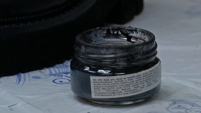 Домашний уход за обувью: как чистить кожу и замшу смотреть онлайн