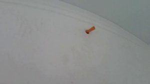 Как закрепить намертво. Установка карниза с боковым креплением к стене.