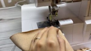 Теплая водолазка с высоким воротником-стойкой с пошивом справится даже новичок