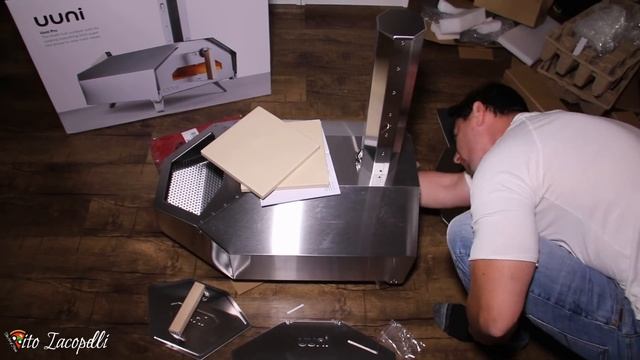 HOW TO BUILD THE SMALLEST GAS & WOOD PIZZA OVEN смотреть онлайн