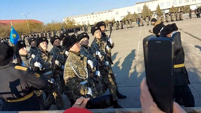 12 ноября на присяге у Наиля. г Актау в/ч 25745 смотреть онлайн