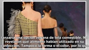 Así es el vestido comestible de uva pasa que causó sensación en el Fashion Week México