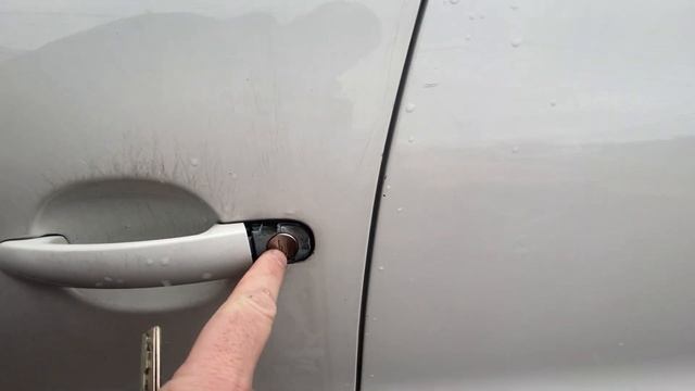 Opening Your Volkswagen if Your Key Remote is Not Working смотреть онлайн