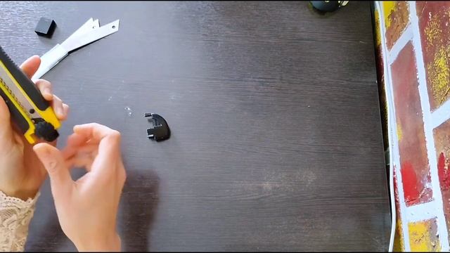 Как сменить лезвие на канцелярском ноже самостоятельно - замена насадки канцелярского ножа ?