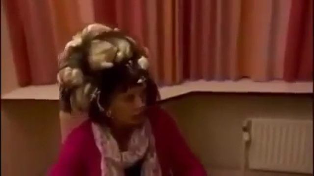 Перепутала лак для волос с монтажной пеной смотреть онлайн