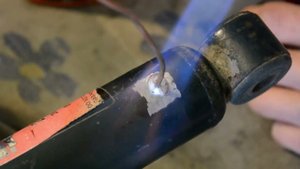 С годом дракона! Самая лучшая пайка амортизаторов в мире. "Rustinator"! Глава первая. "Сверло".