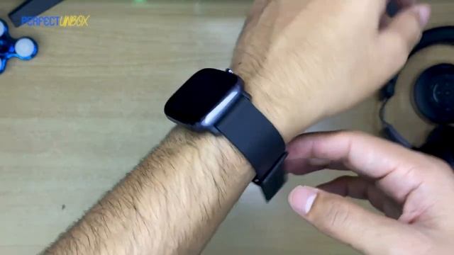 Amazfit GTS 2 Mini (new version) - Unboxing & First Impression | PERFECT UNBOX смотреть онлайн