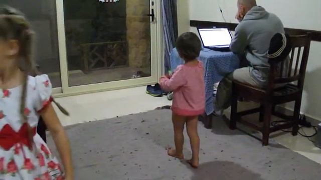 Три девицы под окном зажигали вечерком. Детские танцы. Хореография вдохновенная. смотреть онлайн