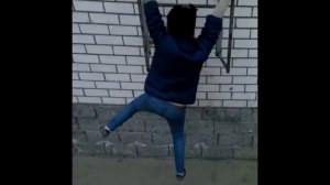 ШОК!!3 лайфхака как покончить с жизнью и 1 как сломать ногу // Александра Ванилька