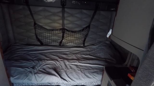 Работа дальнобойщиком в США. Что такое Флэт Бэд. Обзор Freightliner Cascadia. Американские грузовик