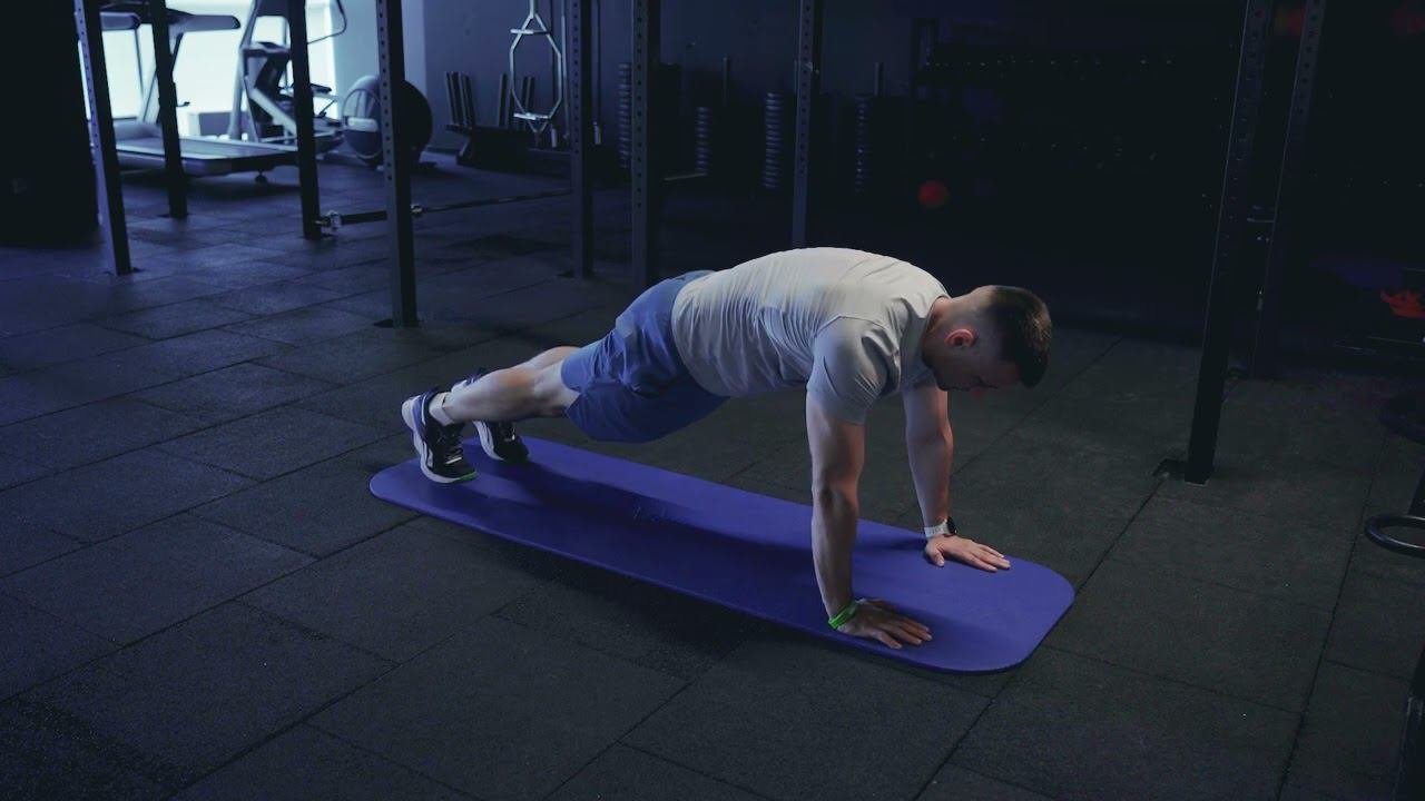 Планка на прямых руках/ Plank