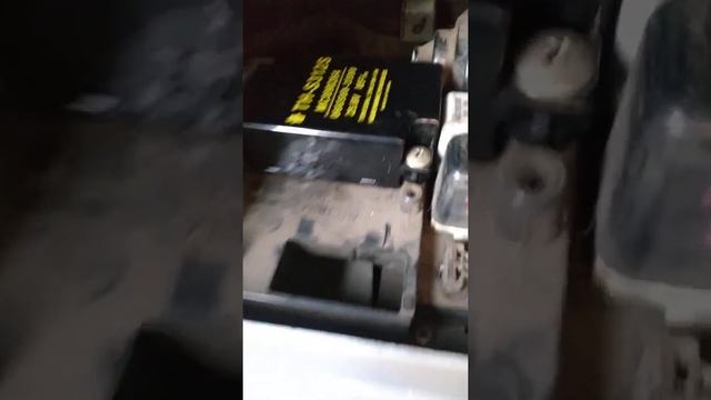 реле поворотники на Mitsubishi canter 1996 года