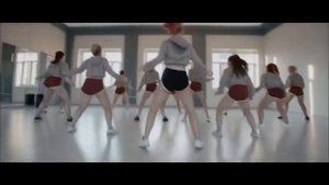 Чемпионат по тверку . Девушки танцуют