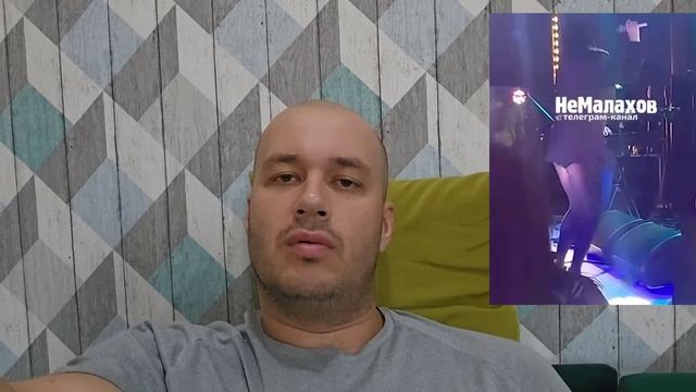 Лолита поёт на сцене в трусах шокирует вслед за показавшим зад Киркоровым смотреть онлайн