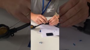 Соединение двух частей провода Белт-лайт с помощью коннектора LD271 Feron.