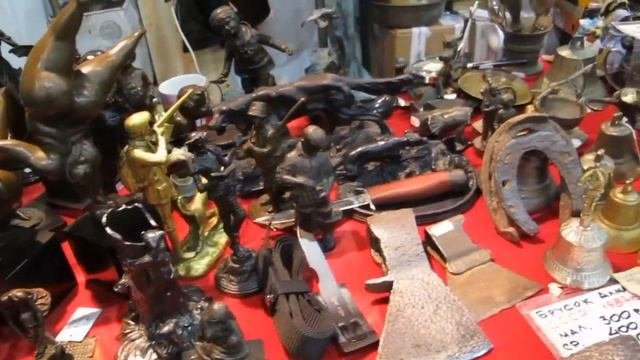 ?Ищем оригинальный подарок! ? Антикварные самовары на блошином рынке! Антиквариат и сувениры!